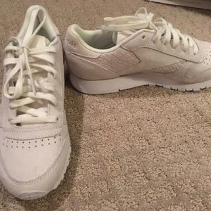 Reebok tennis shoes